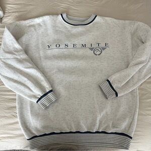 Vintage Yosemite crew neck sweatshirt